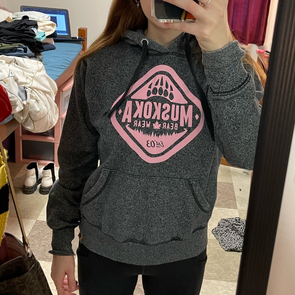 MBW Cottage Warm Sweater! Authentic from Muskoka, Ontario